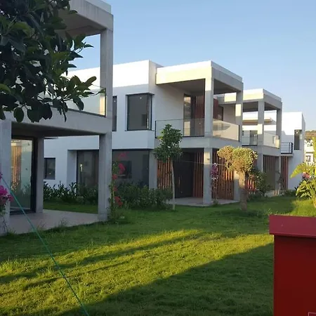 Willa 4 Mevsim Tatil Sitesi *